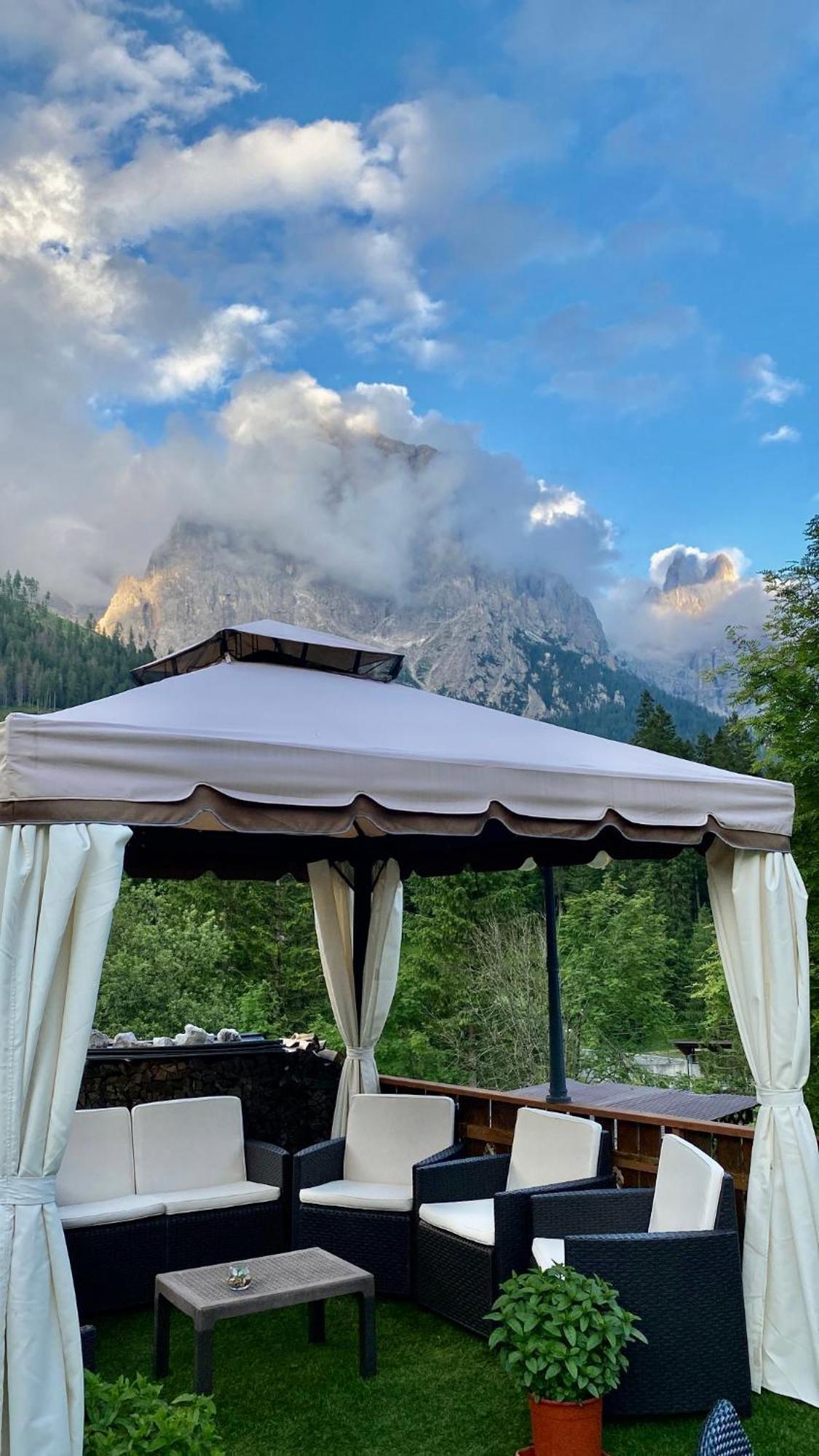 Hotel Europa San Martino Di Castrozza Bagian luar foto